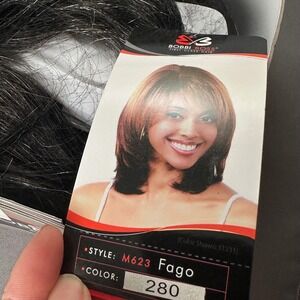 NEW Bobbi Boss M623 Fago Synthetic Wig Color 280 Black Grey Blend